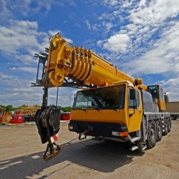 Guindastes em São Paulo