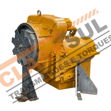 Transmissão Clark Dana TE-30 em Agudos